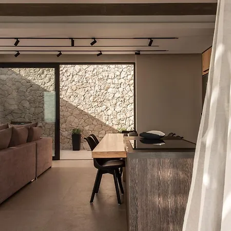 Villa Limnionas Serenity Cave *