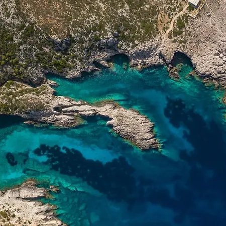 Limnionas Serenity Cave Kampi (Zakynthos)