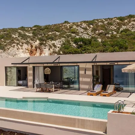 Villa Limnionas Serenity Cave *