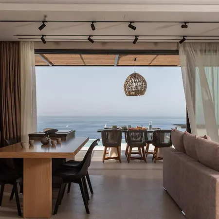 Limnionas Serenity Cave Villa *